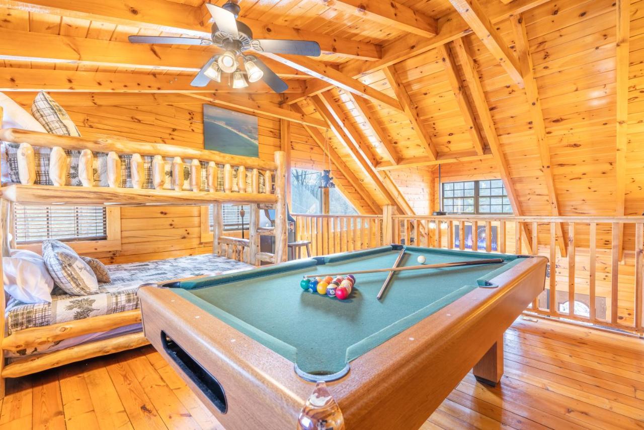 Comfort Cabin Bearway To Heaven W Private Hot Tub Pigeon Forge Exterior foto